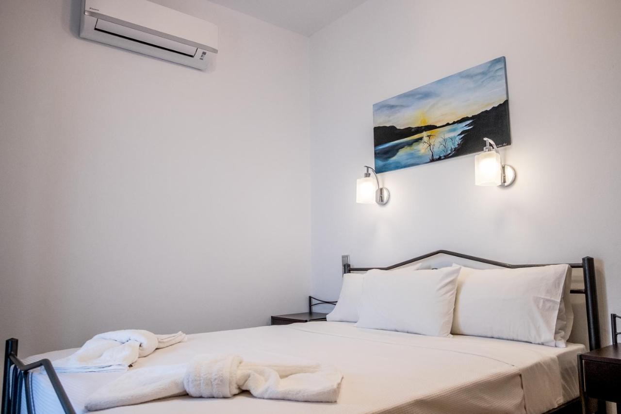 Amousso Beach Villas Marantochori Екстер'єр фото