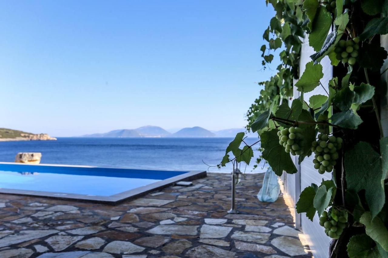 Amousso Beach Villas Marantochori Екстер'єр фото