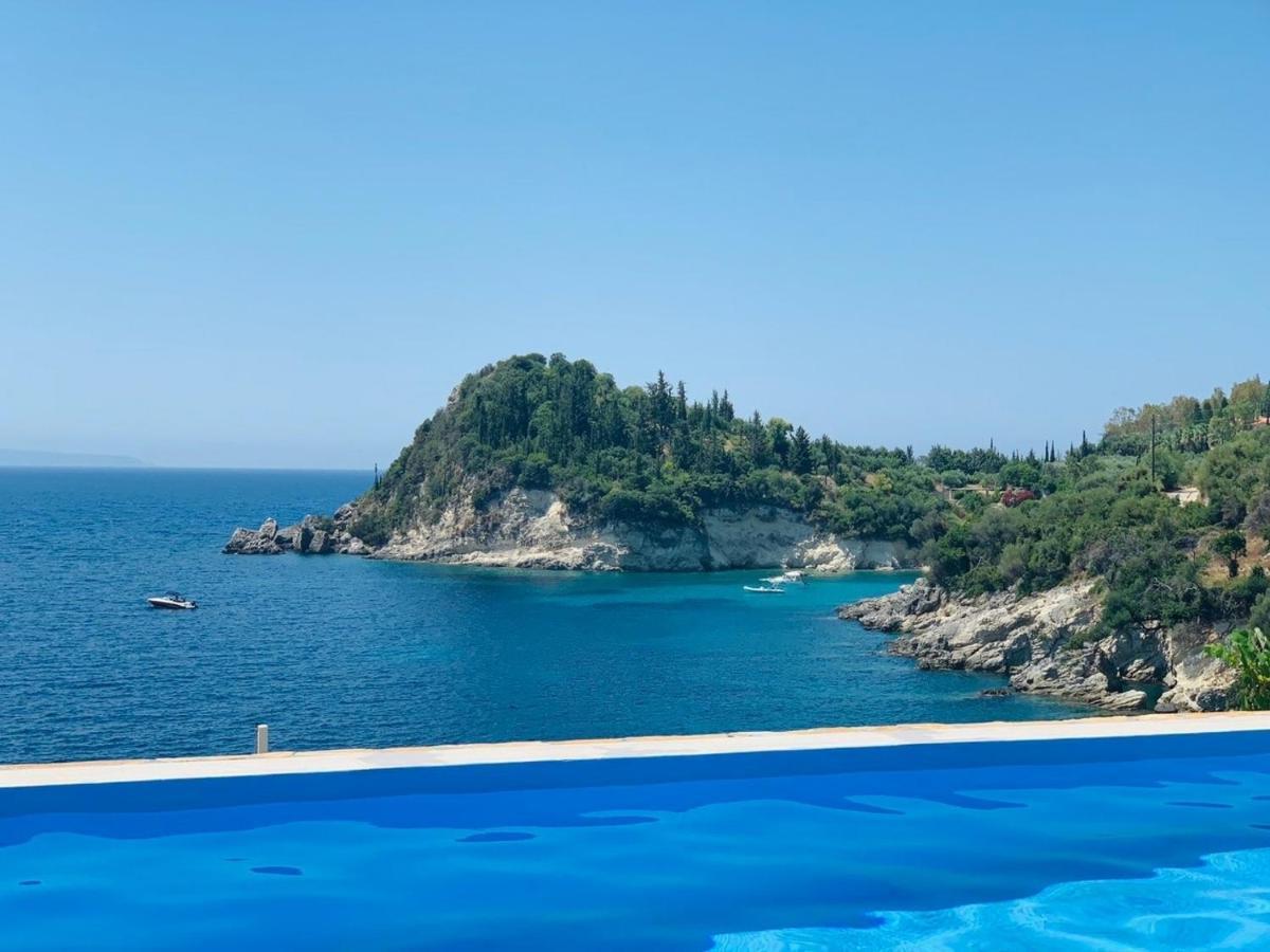 Amousso Beach Villas Marantochori Екстер'єр фото