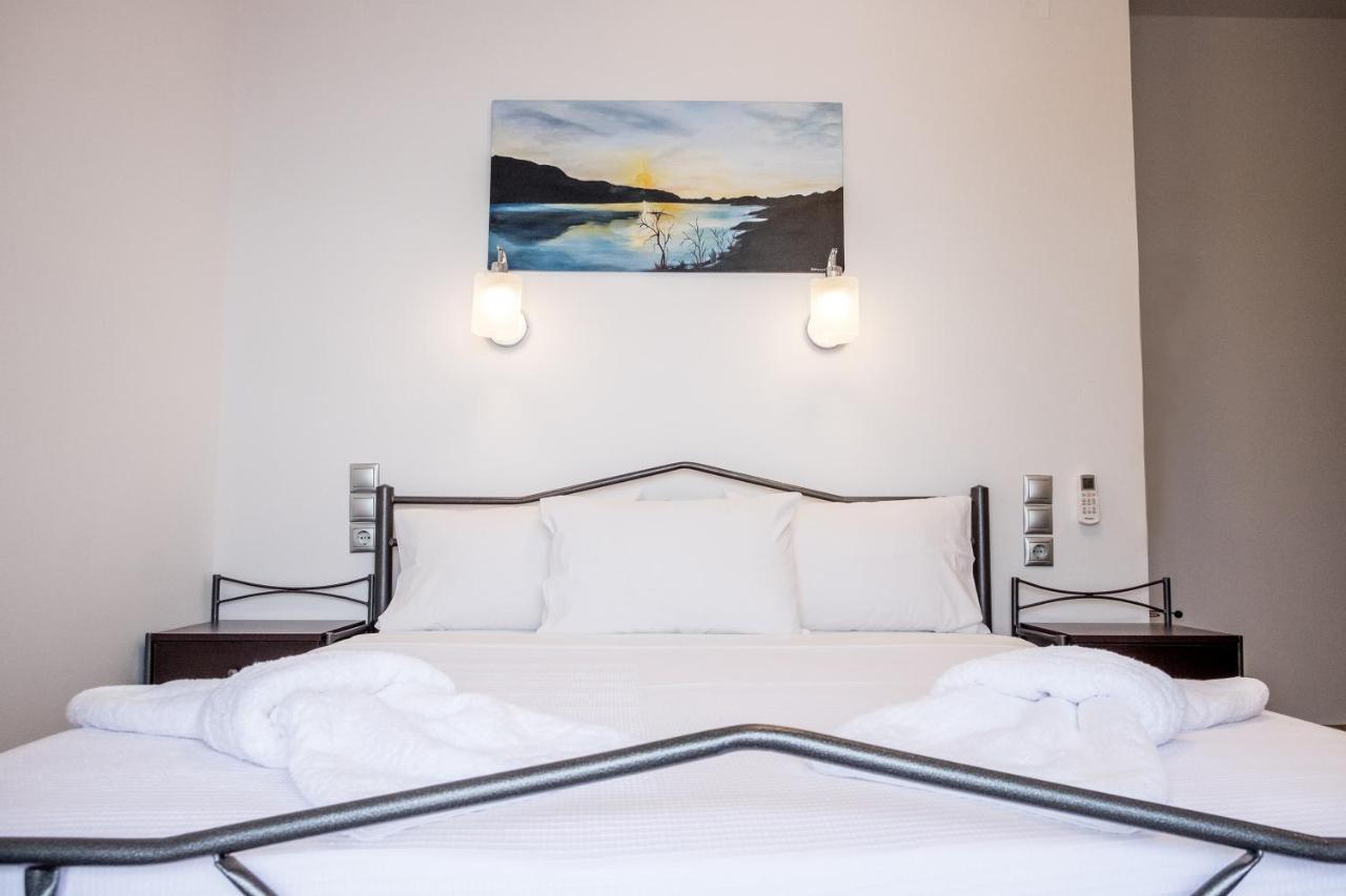 Amousso Beach Villas Marantochori Екстер'єр фото