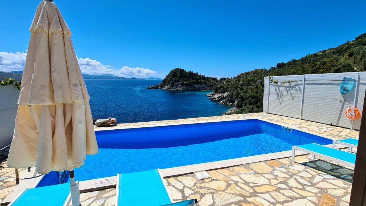 Amousso Beach Villas Marantochori Екстер'єр фото