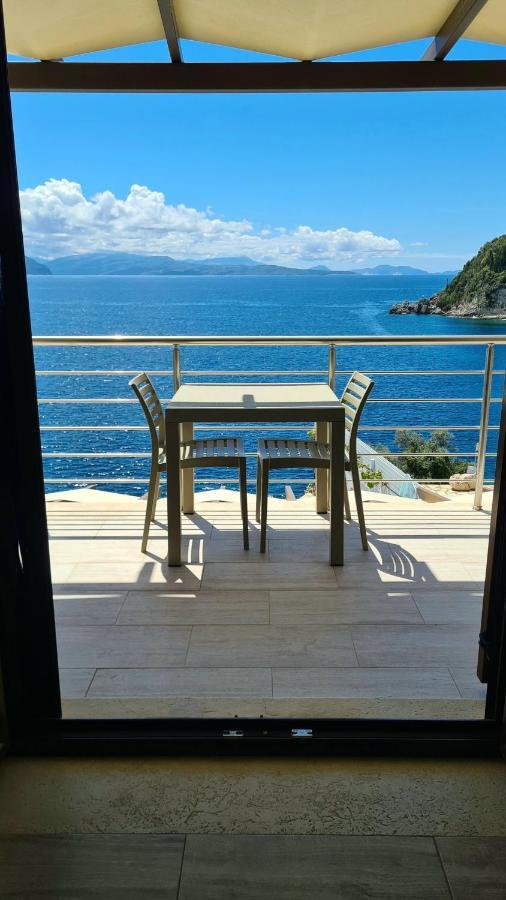 Amousso Beach Villas Marantochori Екстер'єр фото